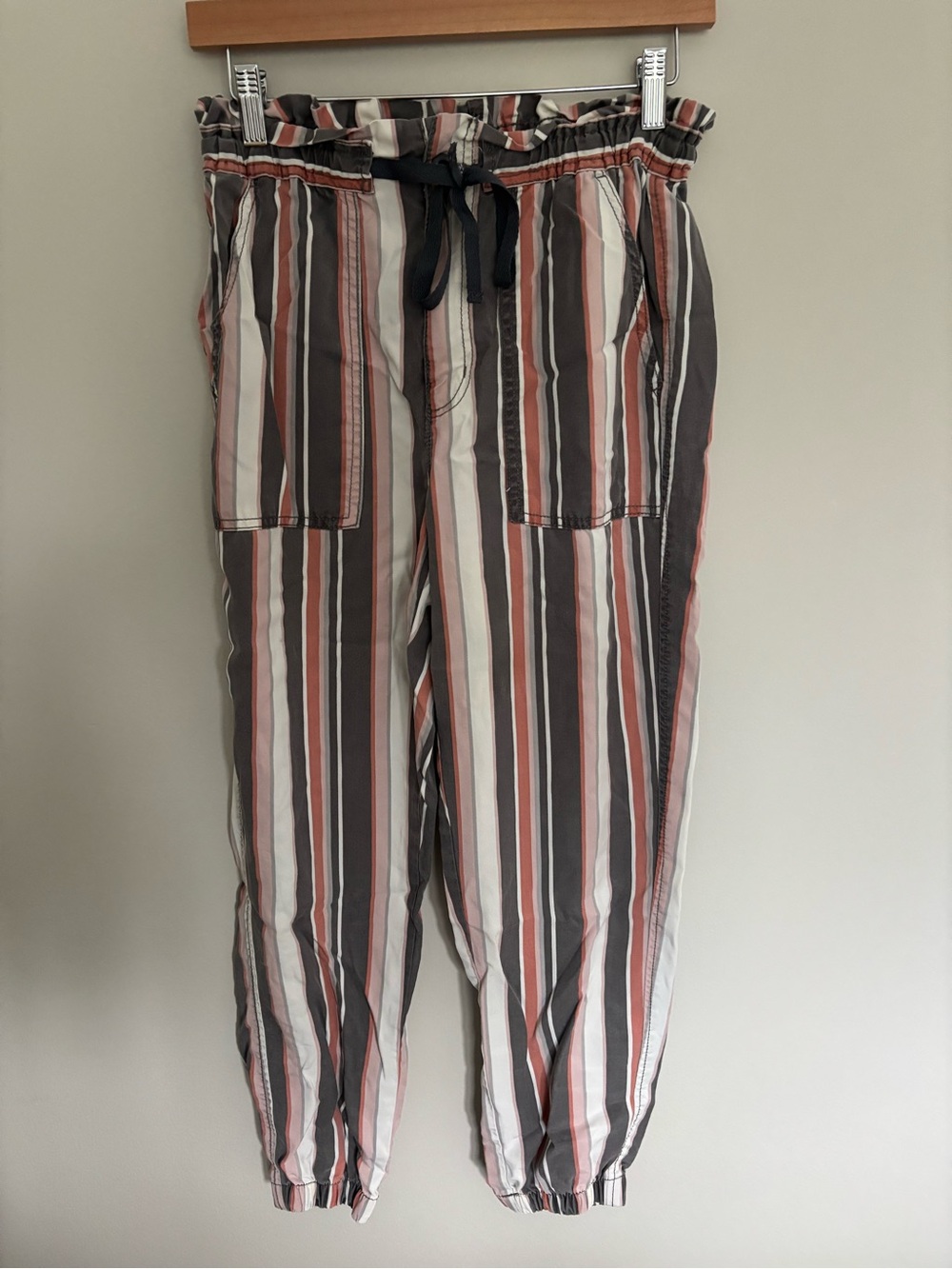 American Eagle Women’s Striped Drawstring Joggers - Small